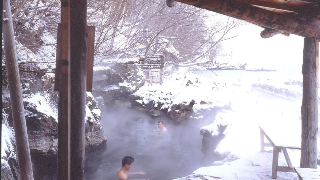 Marukoma Onsen Ryokan Chitose  Extérieur photo