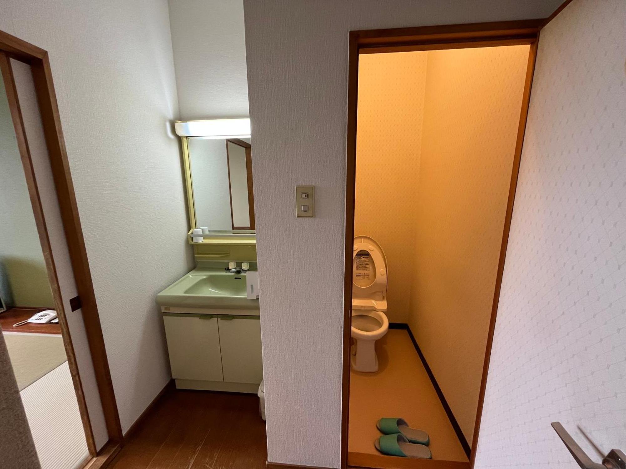 Marukoma Onsen Ryokan Chitose  Extérieur photo